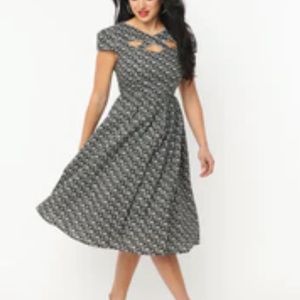 Magnolia place unique vintage black palm dress